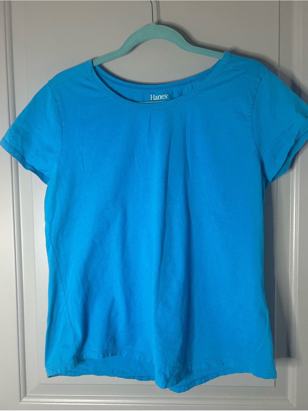 Hanes Women’s Turquoise Short Sleeve Crew Neck Tee